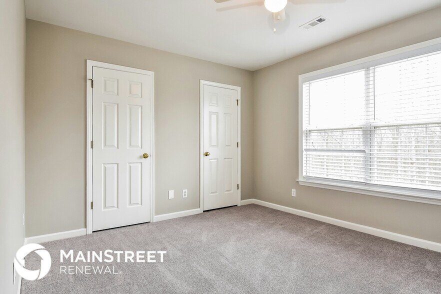 Building Photo - 6116 Boxelder Cove