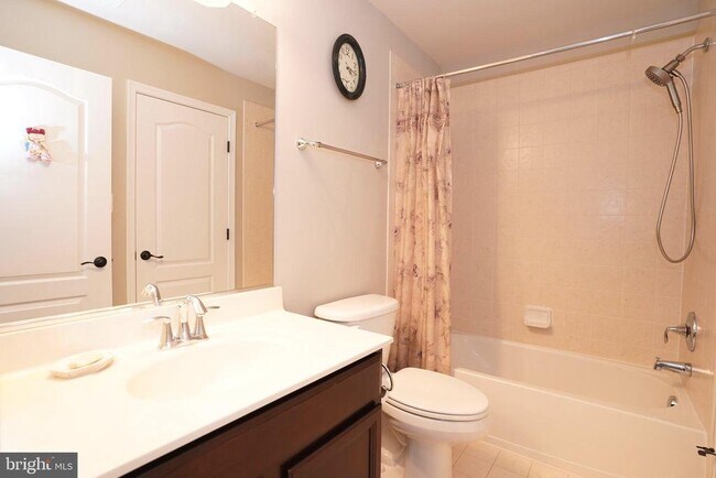 Building Photo - 20779 Crescent Pointe Pl