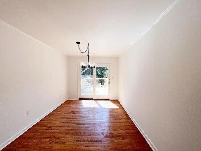 Building Photo - 12 Ginger Ln