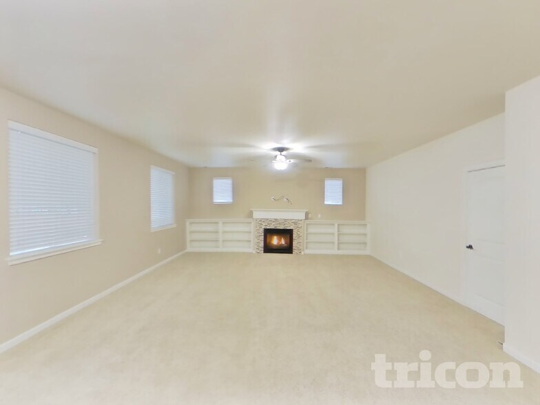 Building Photo - 7708 237th St Ct E