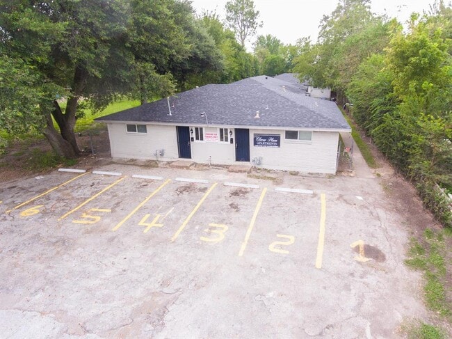 Building Photo - 5124 Clover St