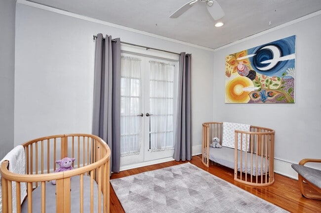 Building Photo - Long Realty & Property Management - Lovely Park Hill Home