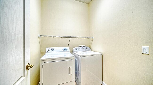 Building Photo - 1424 Blue Horizon Circle