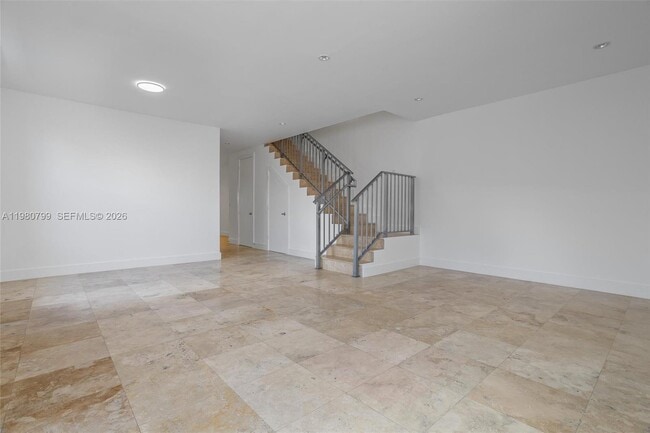 Building Photo - 2786 SW 34th Ave