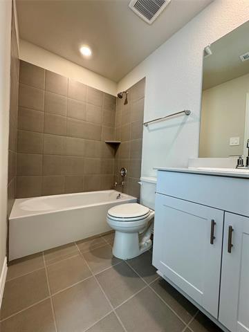 Building Photo - 2106 Dunbar Dr