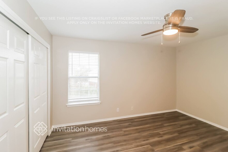 Building Photo - 1635 Abbey Ln