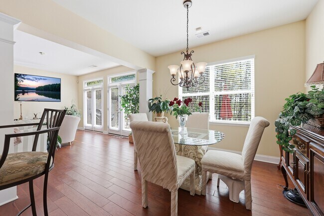 Building Photo - 4008 La Crema Dr