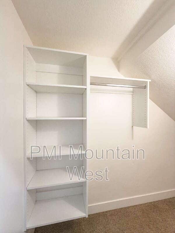 Building Photo - 2119 Orchard Pines Loop E