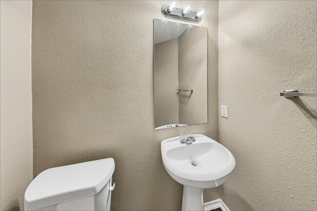 Building Photo - 12702 Rio Quatro Dr