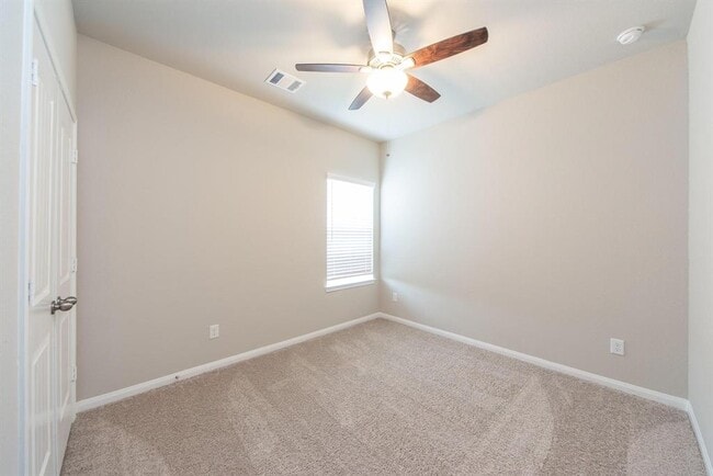 Building Photo - 2903 Orchid Ranch Dr