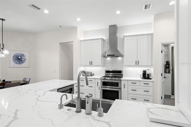 Building Photo - 11913 Keating Dr