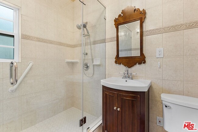 Building Photo - 6366 W 6th St