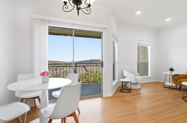 Building Photo - 6000 Shepherd Mountain Cove