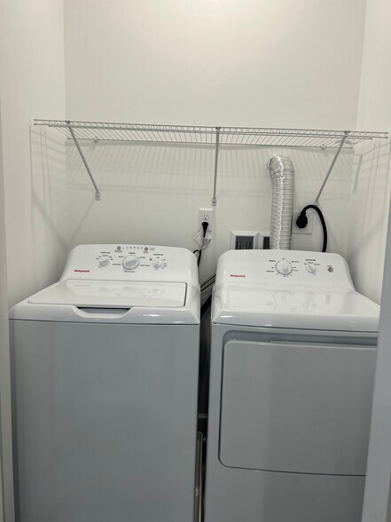 In-Unit Laundry & Dryer - 24 S Elm St