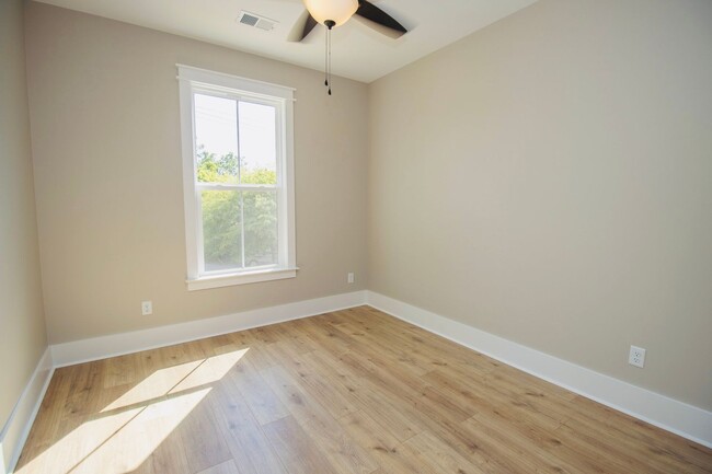Building Photo - "Welcome to Olympia – Brand New Units + $4...