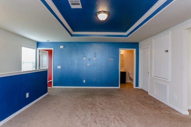 Building Photo - 914 Canyon Hill Ln