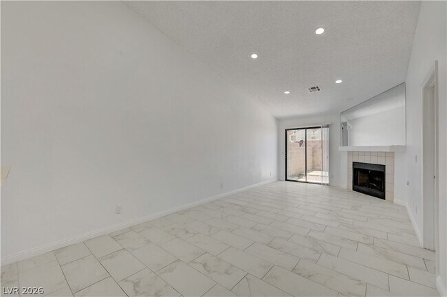 Building Photo - 313 Crosswind Way