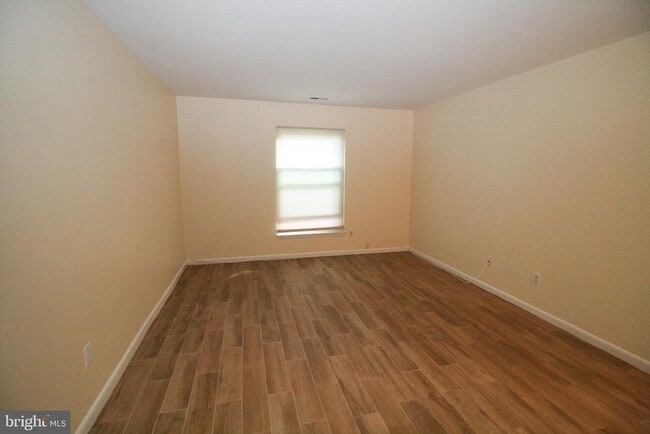 Building Photo - 11325 Halethorpe Terrace