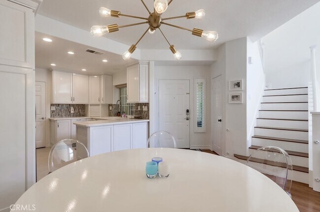 Building Photo - 54 Waxwing Ln