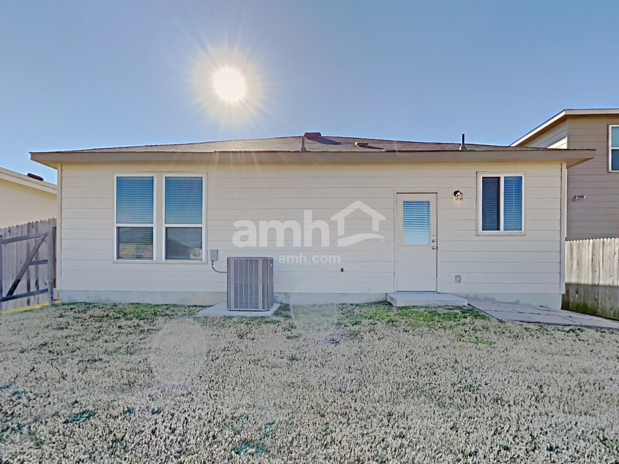 Building Photo - 150 Texas Thistle