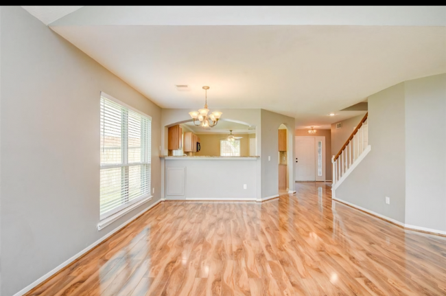 Building Photo - 3904 Ivywood Dr