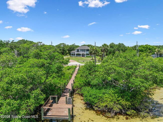 Building Photo - 6725 S Tropical Trail