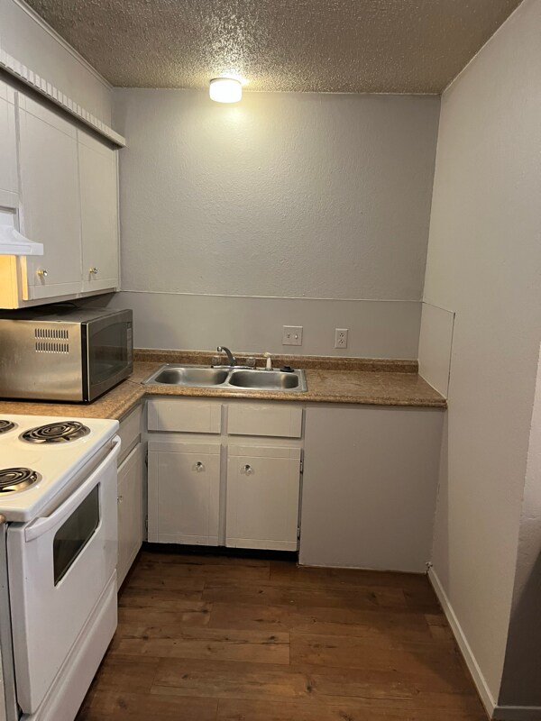Building Photo - 5706 Brownfield Dr