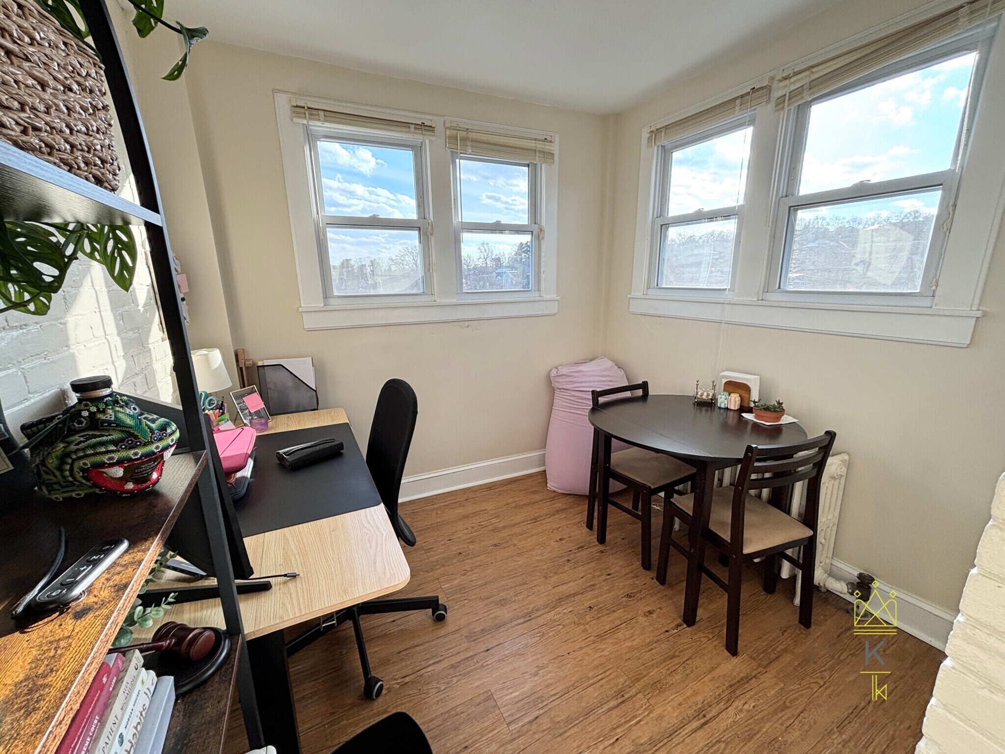 Building Photo - 1477 Beacon St