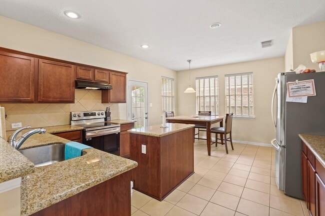 Building Photo - 19115 Golden Heath Ln