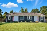 Building Photo - 316 Hollis Rd