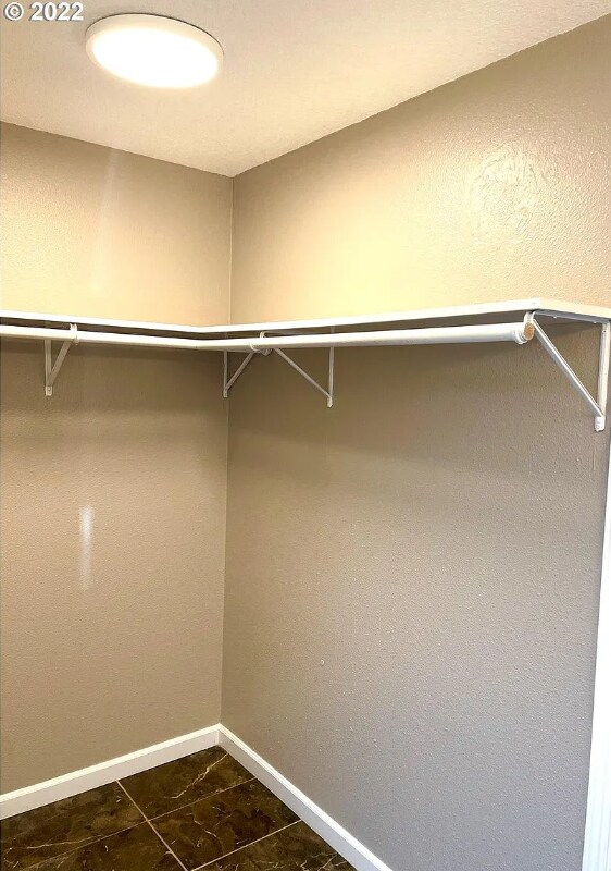 Building Photo - 5635 SE 84th Ave