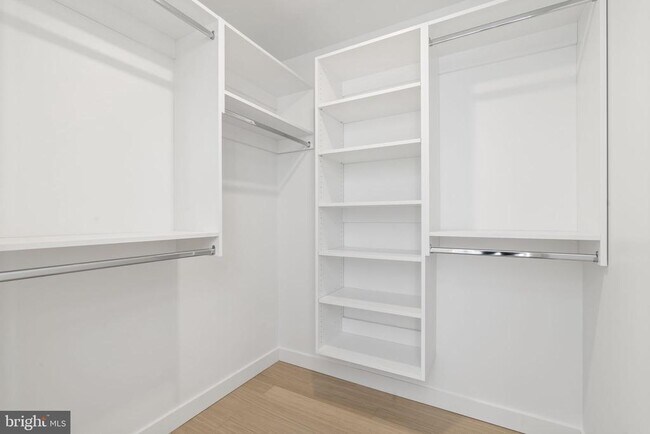 Building Photo - 210 S 12th St