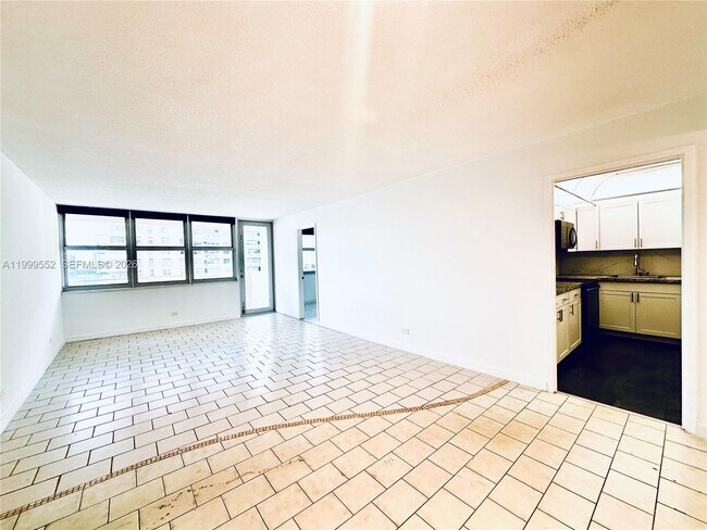 Building Photo - 250 174th St