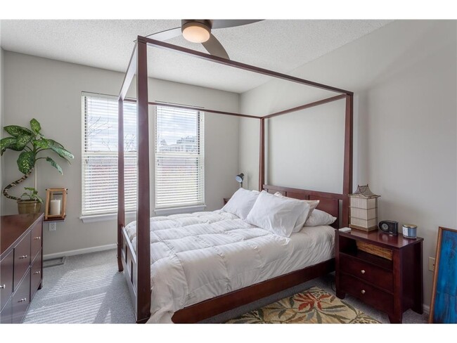 Building Photo - 545 N 1st St