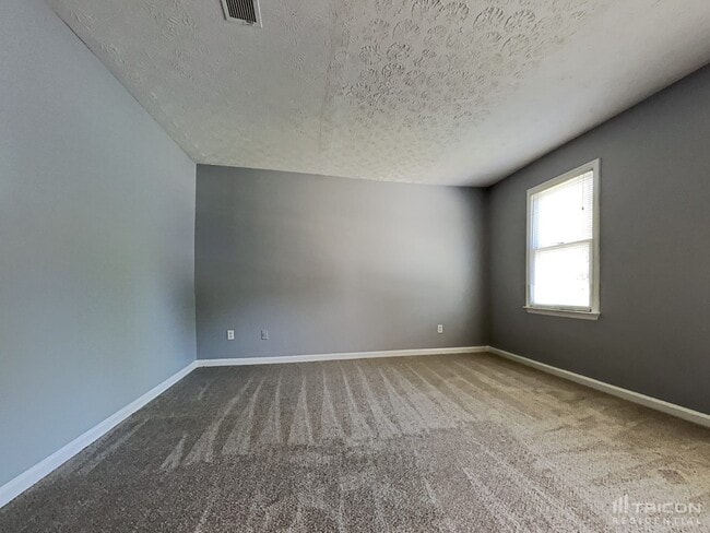 Building Photo - 1372 Inman Ct