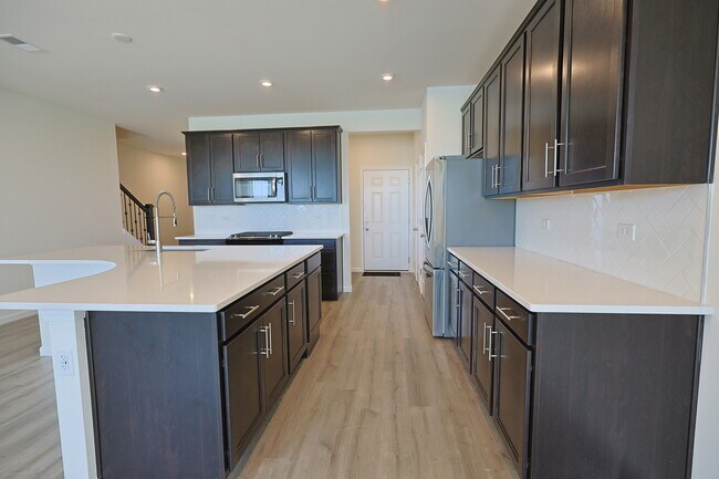 Building Photo - 2287 Ryegrass Ln
