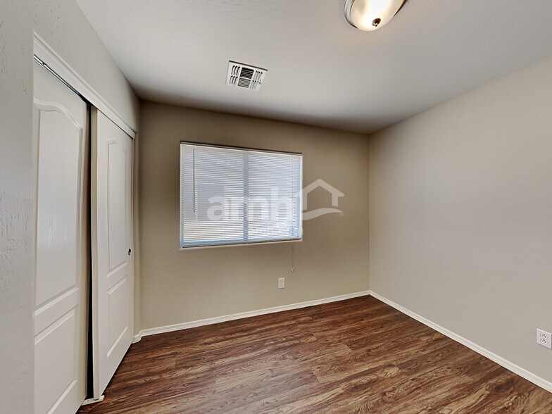 Building Photo - 3012 S 257th Dr
