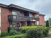 Building Photo - 114 Balance Rock Rd