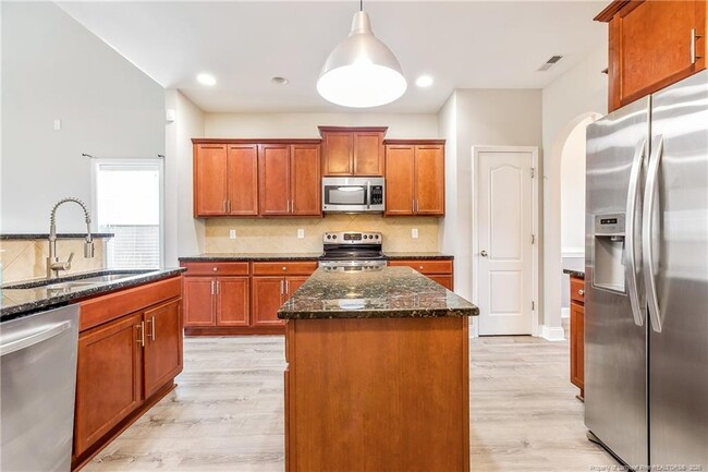 Building Photo - 1081 Ronald Reagan Drive