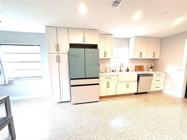 Building Photo - 4704 Telfair Dr