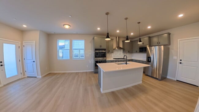 Building Photo - 776 Nob Hl Ln