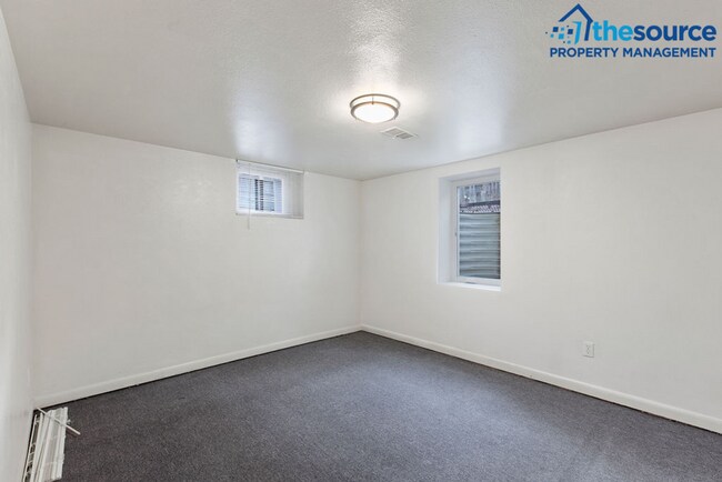 Building Photo - 1020 16th St