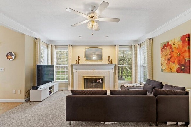 Building Photo - 5173 Claridge Dr