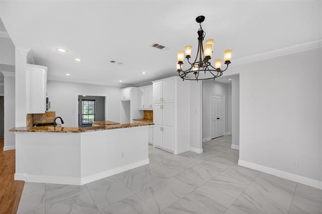 Building Photo - 4405 Wolf Ct