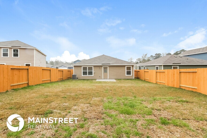 Building Photo - 27122 Leonardo Dr