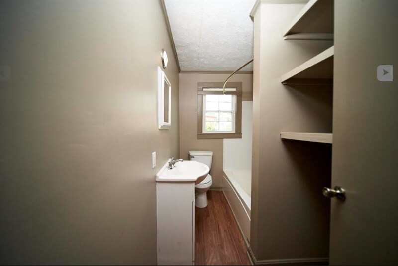 Building Photo - 108 Travis Ct
