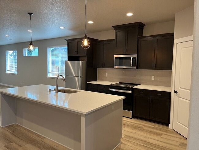 Building Photo - BRAND NEW- One Story- 1/2 off First Month's Rent!