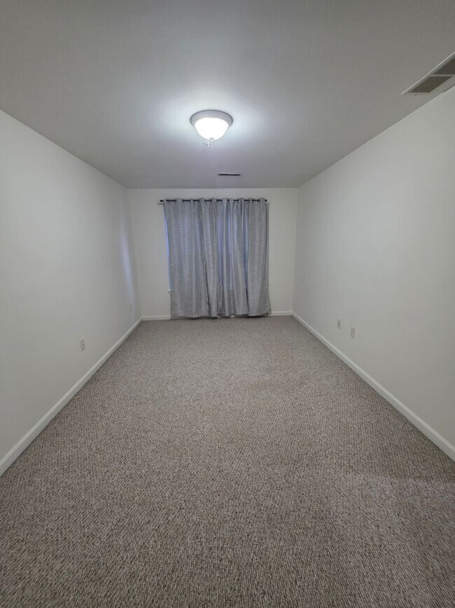 Building Photo - Waters Edge Condos