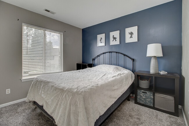 Building Photo - 21503 Franklin Cir