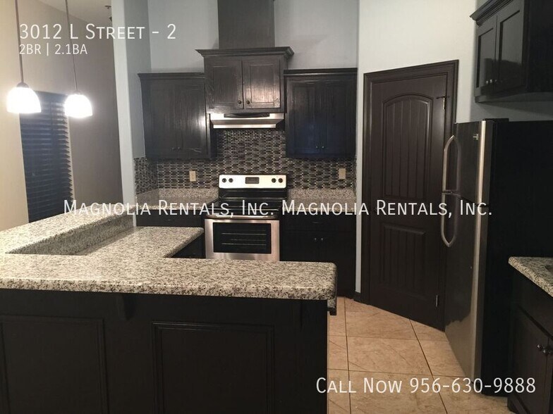 Building Photo - 3012 S L St